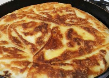 Byrek i shpejtë në tigan – Receta surprizë për amvisat