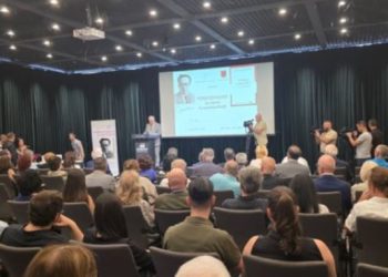 Një vit pa Ismail Kadarenë, akademikë dhe personalitete nderojnë gjeniun e letrave