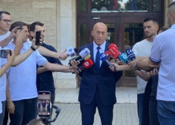 Haradinaj: Bllokada në Kuvend vazhdon, presidentja ka shqetësim se koha po ec shpejt