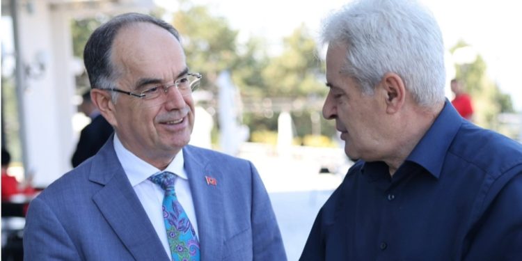 Begaj takohet me Ahmetin: Shqiptarët e Maqedonisë së Veriut, mbështetës të palëkundur të Shqipërisë