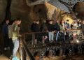 Fillimisht ikin dritat, më pas nis përmbytja e shpellës, turistët përjetojnë momente tmerri
