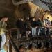 Fillimisht ikin dritat, më pas nis përmbytja e shpellës, turistët përjetojnë momente tmerri