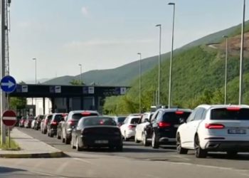 Gjendja e pikave kufitare, deri një orë pritje për të hyrë në Kosovë