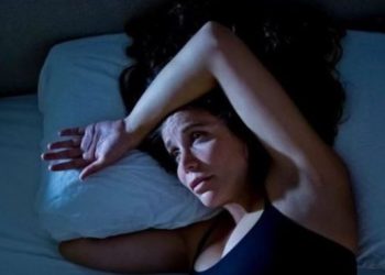 Temperaturat e larta po na lënë pa gjumë, studimi zbulon se si ndikon i nxehti te shëndeti ynë