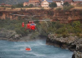Mali i Zi: 1 ushtar i vdekur, 1 tjetër i plagosur në përpjekje për të shuar zjarre