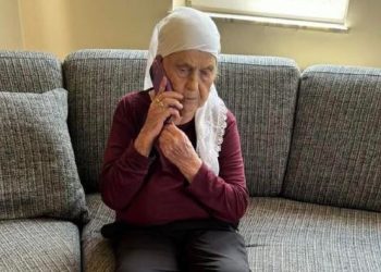 “Për 5 vite, urimin nga Haga e mori vetëm përmes telefonit”, nëna e Hashim Thaçit feston 88-vjetorin