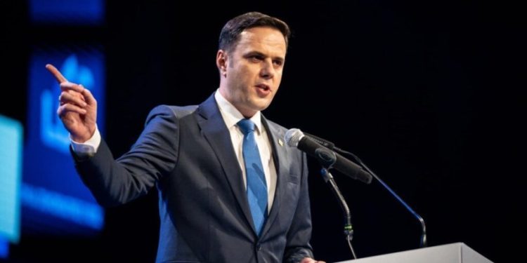 Edhe Lumir Abdixhiku i thotë “Po” Presidentës për takim