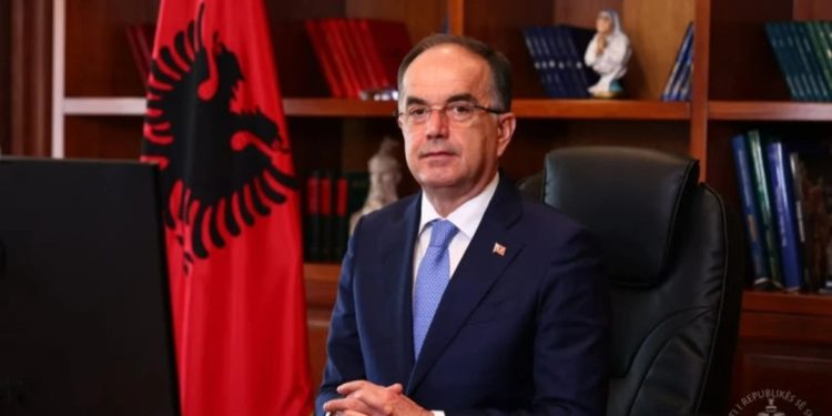 Begaj: Fatos Nano do të mbahet mend si lideri liberal dhe reformator