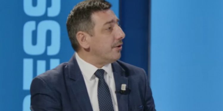 Syla: Albini e vendosi Dimalin në ministri të Infrastrukturës si hakmarrje ndaj Liburnit