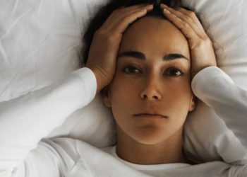 Çfarë do të thotë trupi kur është i lodhur gjithmonë? Shenjat që nuk duhen injoruar