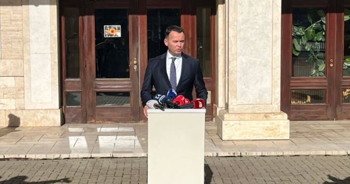 Peci: Presidentja nuk pati zgjidhje tjetër veçse të firmos shpërbërjen e Kuvendit