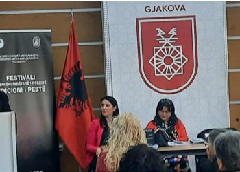 U mbajt edicioni i pestë i Festivalit Mbarëkombëtar të Poezisë “Gjakova 2025”