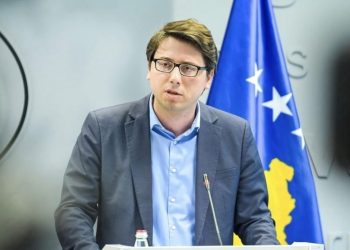 Murati: Janë ekzekutuar shtesat për 400 mijë fëmijë