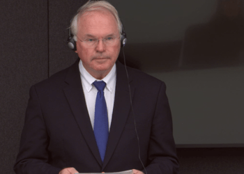 Hill: Takimi me Millosheviqin e dëmtoi Rugovën, kundërshtimi ndaj tij rritej