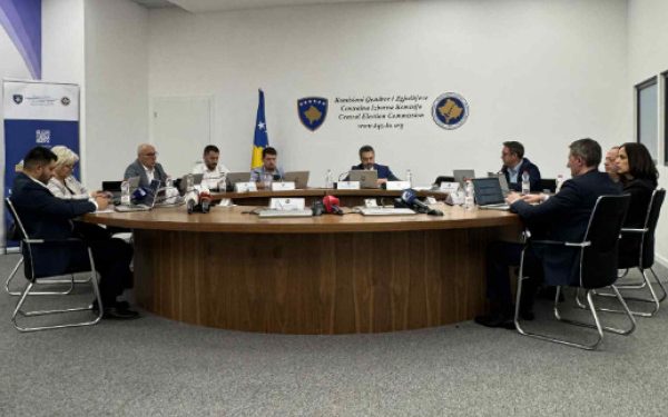 KQZ certifikon rezultatet përfundimtare të zgjedhjeve të 12 tetorit- njofton komunat që shkojnë në balotazh