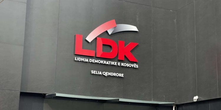 LDK refuzon seancën e mëngjesit, merr pjesë vetëm në atë për formimin e Qeverisë