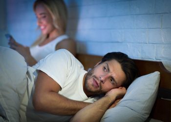 3 arsye të vërteta pse gratë tradhtojnë