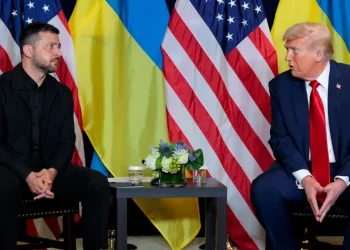 Ukraina pritet të heqë dorë nga territori dhe disa armë, sipas një plani të ri të paqes të SHBA-së