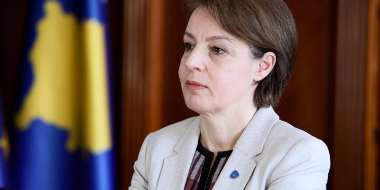 Gërvalla thotë se Kuvendi slloven ka miratuar sot ligjin që i njeh patentë shoferët e Kosovës