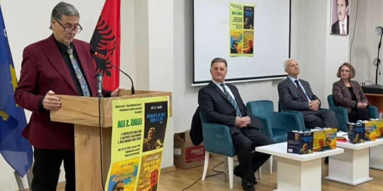 Promovohen tre libra me poezi, të autorit, Ali Zalli