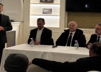 Kandidati i LDK-së Shaban Osmanaj zhvilloj një takim me përfaqësues të furrtarëve Hasjan në qytetin e Pejës