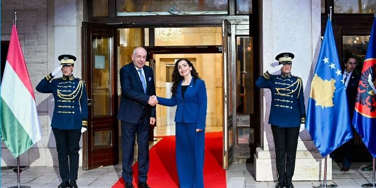 Presidentja Osmani priti Presidentin e Hungarisë, Tamás Sulyok