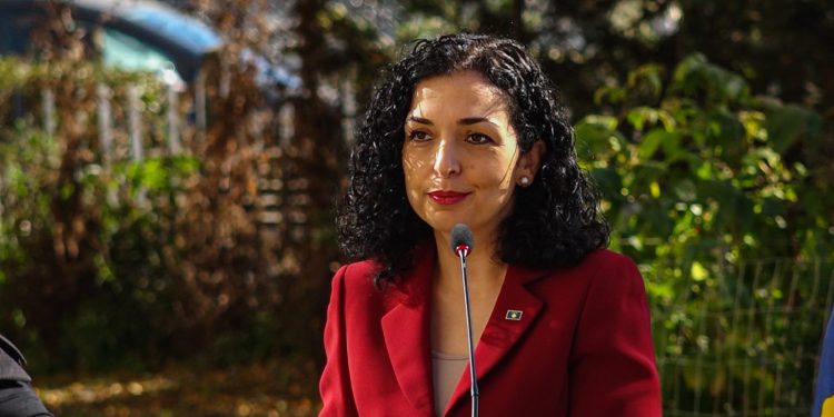 Dita e Veteranit, Osmani: Përulemi para burrave dhe grave që u ngritën kur liria ishte vetëm një ëndërr