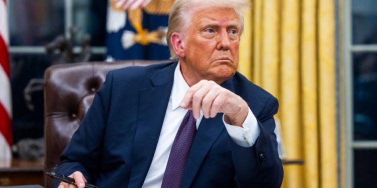 Një vit në Shtëpinë e Bardhë, Trump: Arrestuam 10 mijë emigrantë pa dokumente