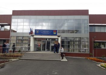 Obiliqi miraton 350 euro në muaj për familjet strehuese