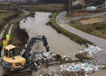 Lushtaku: Falë zvogëlimit të reshjeve gjendja në Skënderaj nën kontroll, po vazhdon monitorimi i zonave më të ndjeshme