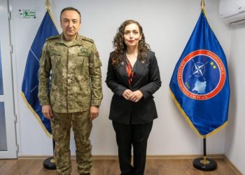 Komandanti Ulutash pret në takim Presidenten Osmani, flasin për sigurinë në Kosovë