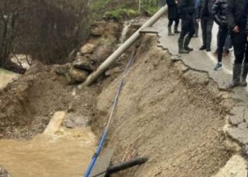 Çahet rruga që çon në fshatin Polluzhë, fshati rrezikon të bllokohet totalisht